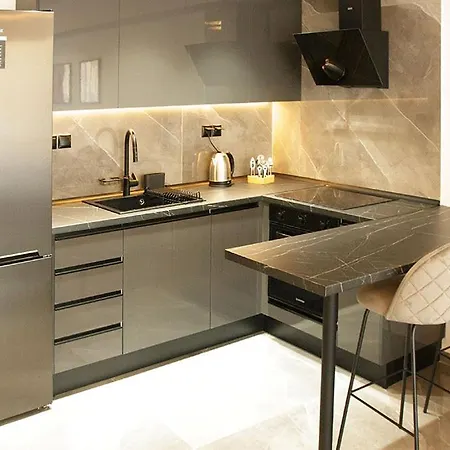 Apartment P J Luxury