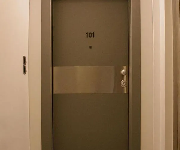 P J Luxury Apartamento Serres